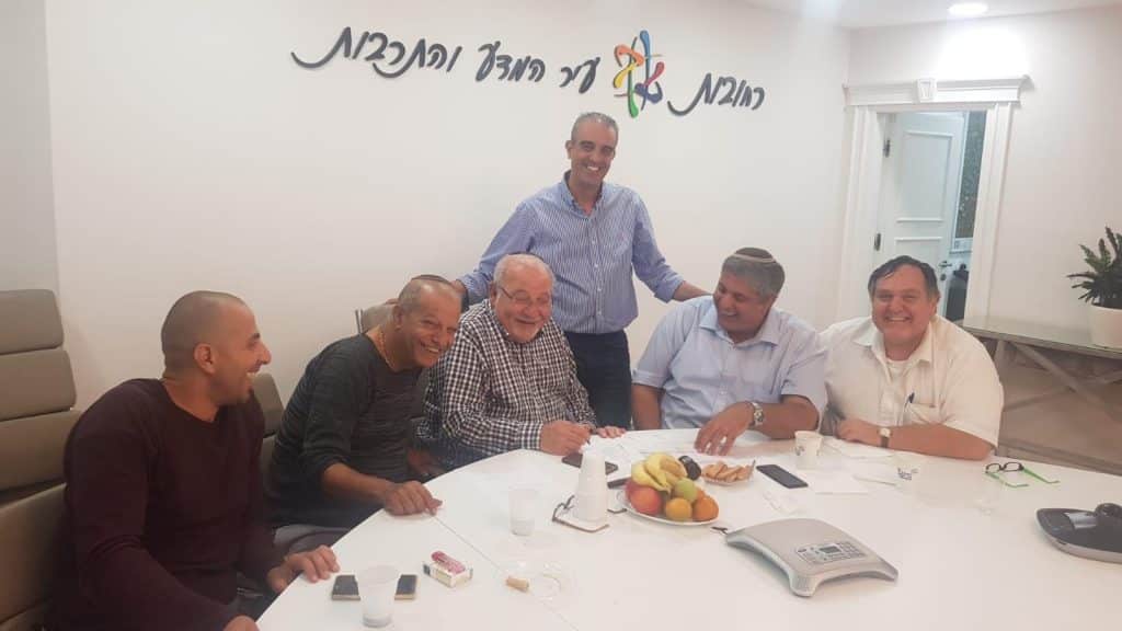 1454db6a-4e3c-440b-8d9f-3d131eb14dd9