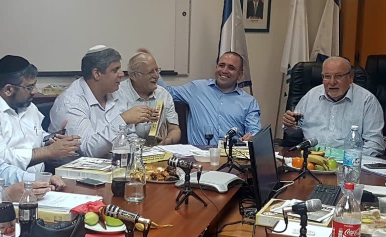 ישיבת מועצ|20170405_184333