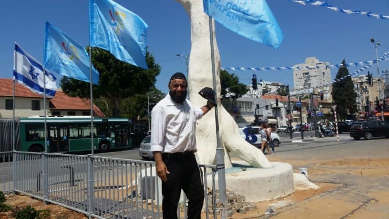 30e6501b-4a47-4b8f-b762-c92aff7e2c32