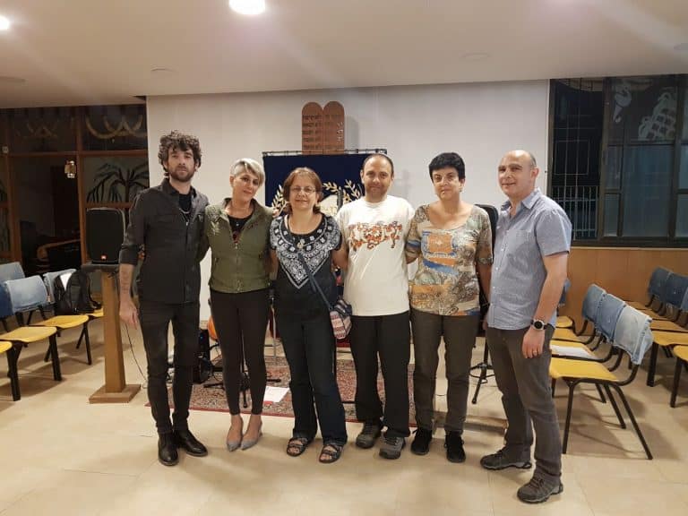 694c3127-0495-418d-8c51-a0fac691f863