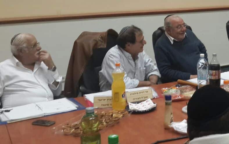 ישיבת מועצה