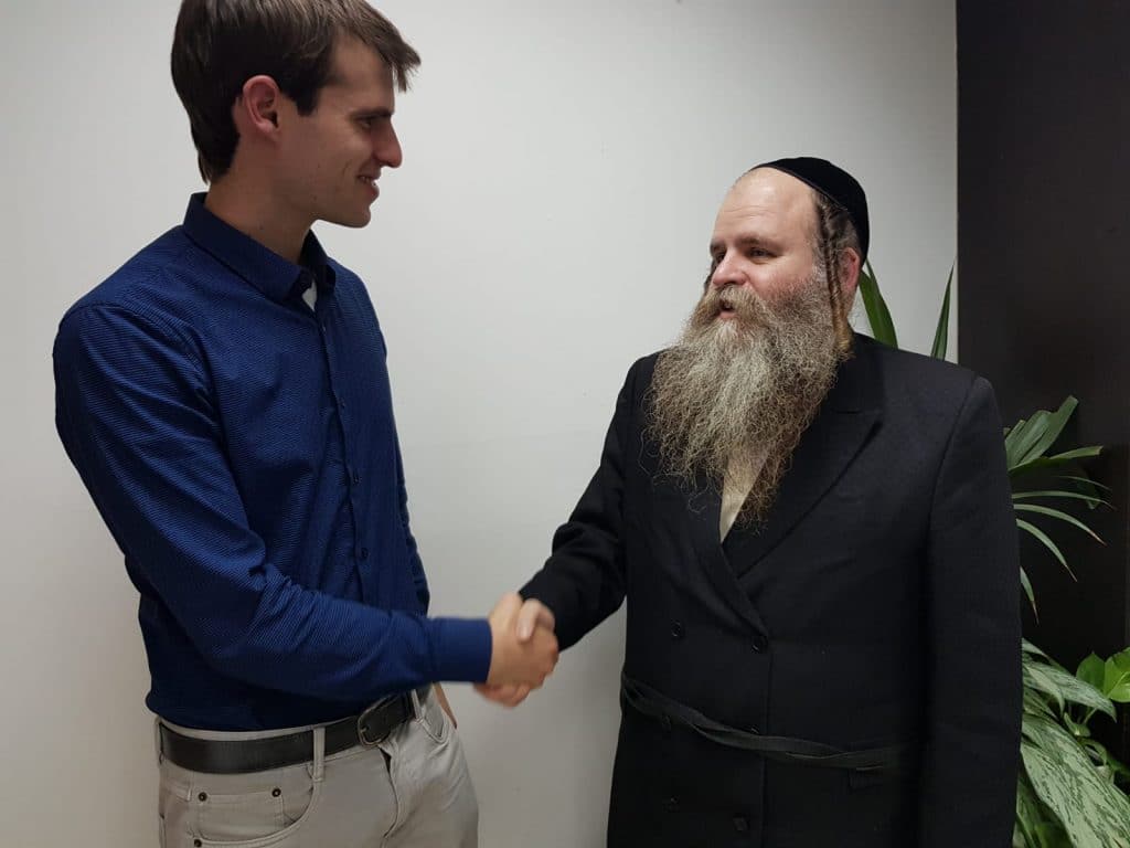 bbf6d165-044d-4781-abd2-a7a058dd575f