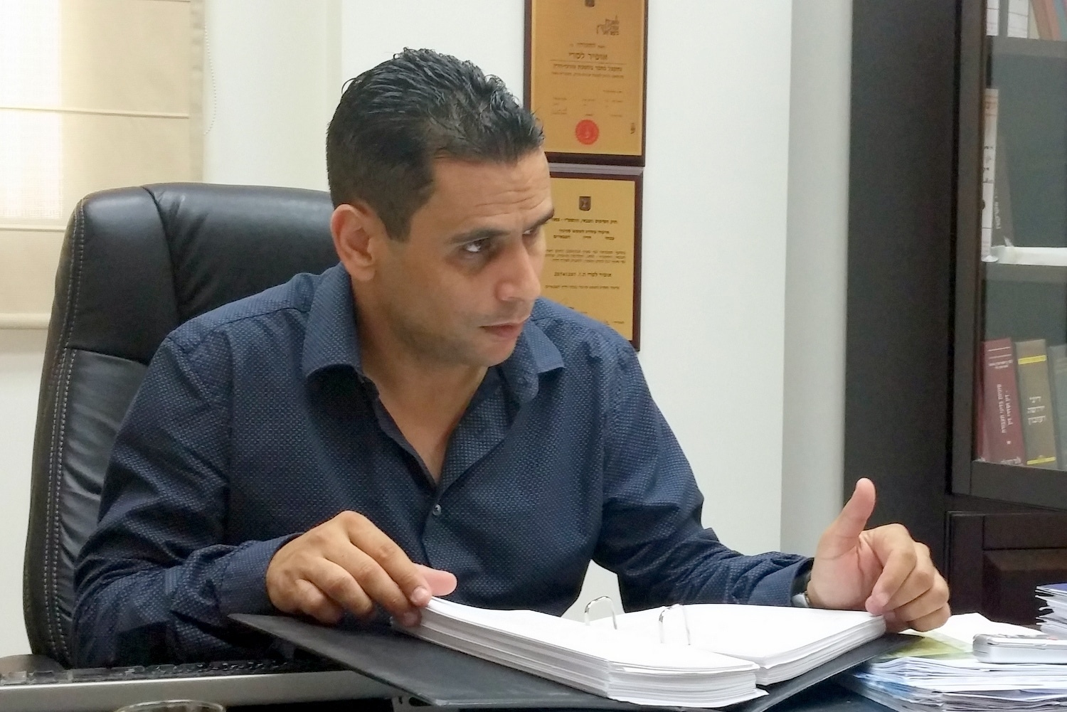 אופיר לסרי יחצ