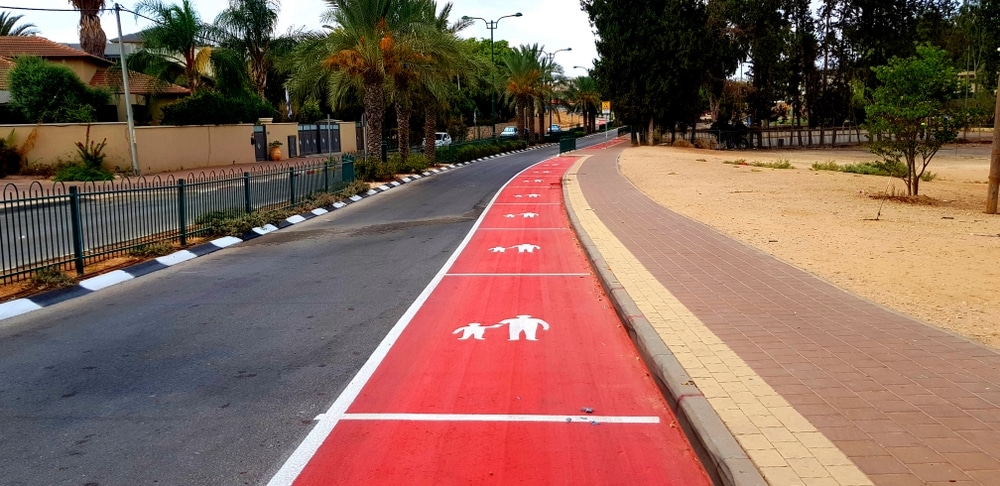 נשק וסע ליד ביס פינס. צילום יחצ (4)