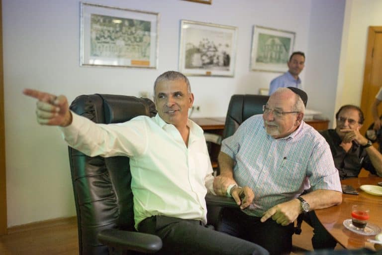 כחלון ורחמים