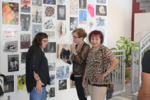 "אני מזמין את הקהל לבקר בשלוש התערוכות המציעות מסע בין שכבות, זיכרונות וחומרים והתבוננות מחודשת ביופי שבשברים, בחיבורים ובהתחדשות"