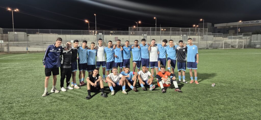 שחקני מחלקת הנוער של מ.כ. אור יהודה לאחר העלייה לליגות הארציות החדשות