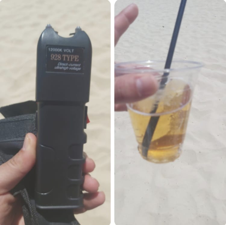 שוטרים בפעילות אכיפה באזור חוף דלילה באשקלון, לאחר שקטין עוכב בחשד להחזקת אלכוהול ושוקר חשמלי.