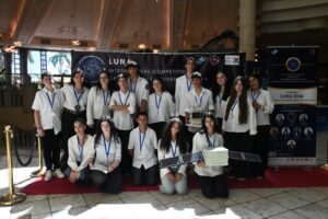בני נוער באילת מציגים מיזם טכנולוגי בתחום החלל במסגרת תחרות בינלאומית ליזמות חלל, על רקע חדשנות, מדע וחינוך לעתיד