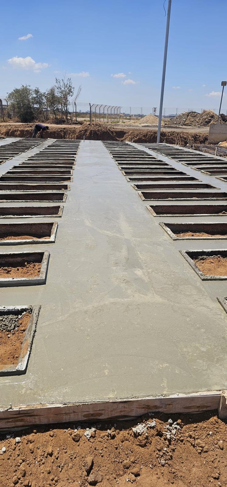 עבודות הרחבה ופיתוח בבית העלמין העירוני ביהוד־מונוסון, לצד החלקה החדשה שהוכשרה לקבורה במסגרת פרויקט ההרחבה