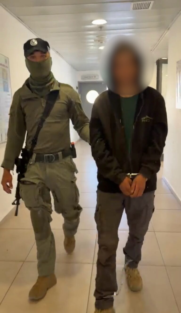 תיעוד מעצר החשוד בהתעללות בבעל חיים באזור השומרון