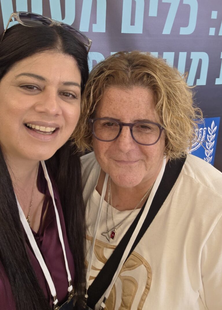 מחזיקות במשותף בתיק המוגנות. סגניות ראש העירייה אור-לי ניב וסיגל שפיץ טולדנו