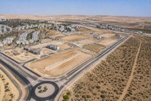 שטח התוכנית בצפון־מזרח דימונה, שבו שווק מגרש מסחרי במסגרת המכרז