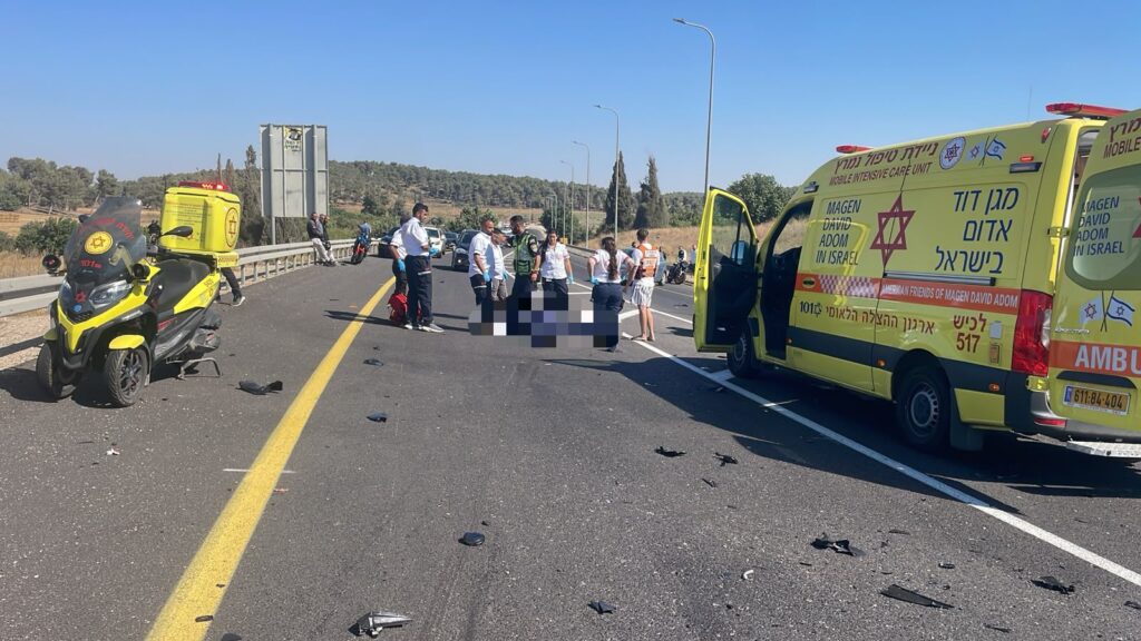 זירת התאונה בכביש 35 סמוך למחלף קריית גת