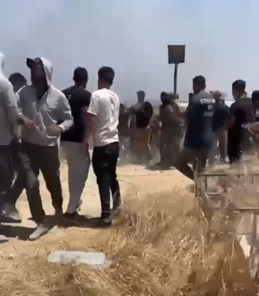 מהמהומות באלון מורה